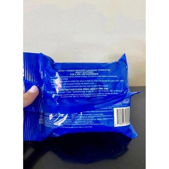 Almay Makeup Removing‎ Towelettes Wipes - Picture 3 of 4